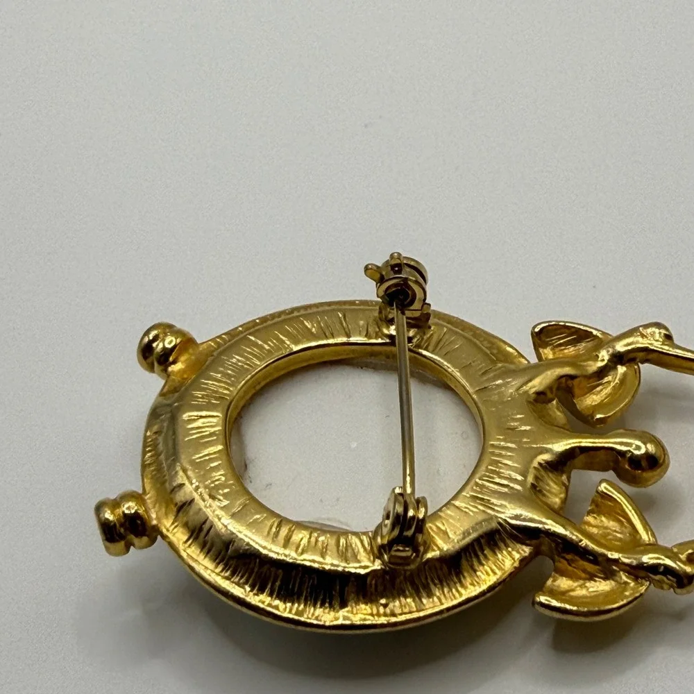 Vintage Gold Tone Alarm Clock Brooch Roman Numeral Face Novelty Pin